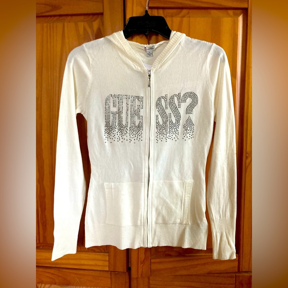 NEW!GUESS WHITE ZIPPER DOWN SWEATER/CARDIGAN-Small